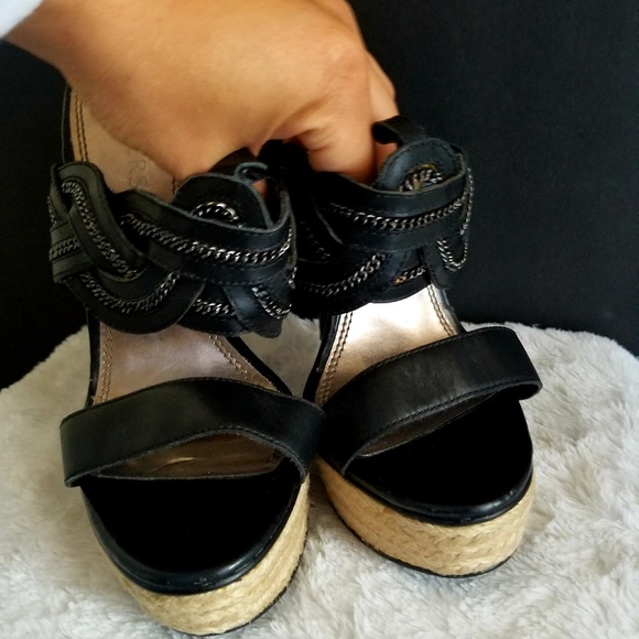 Slip on heels - Picture 2 of 5